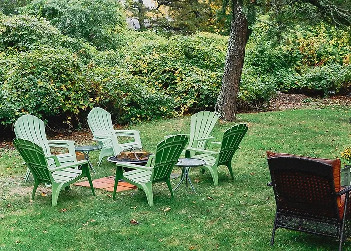 Pet Friendly Cape Cod Home Near Beaches & Golf!