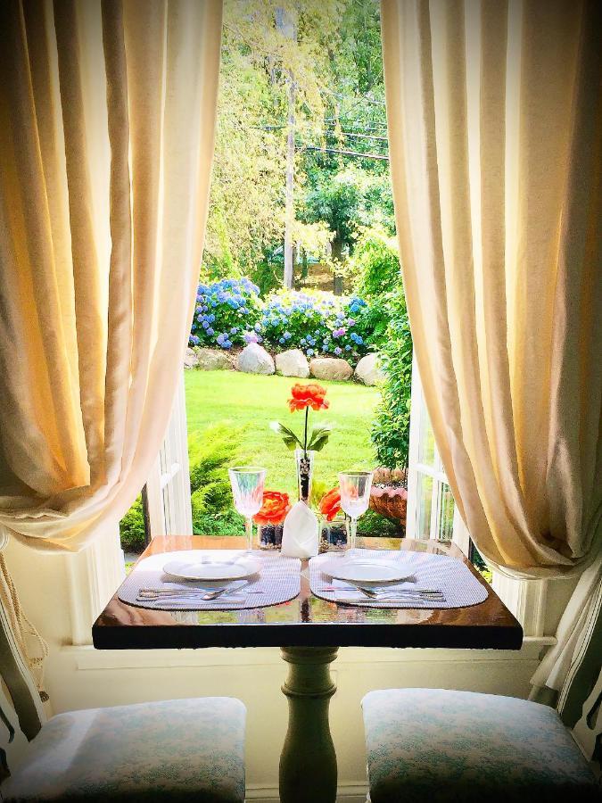 Frederick William House 4*