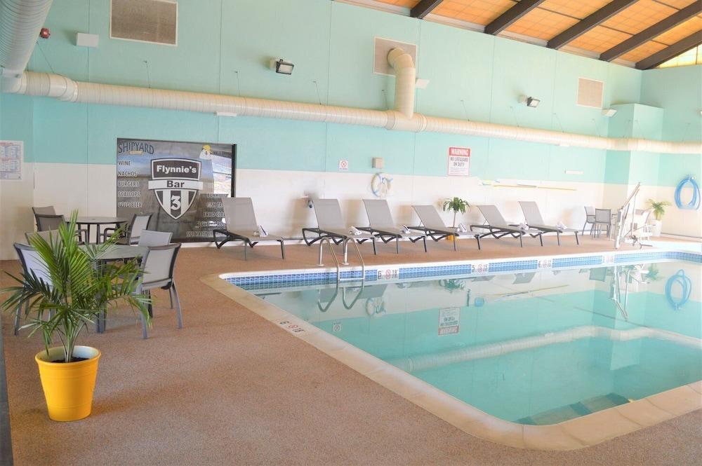 Motel Falmouth Inn 2*