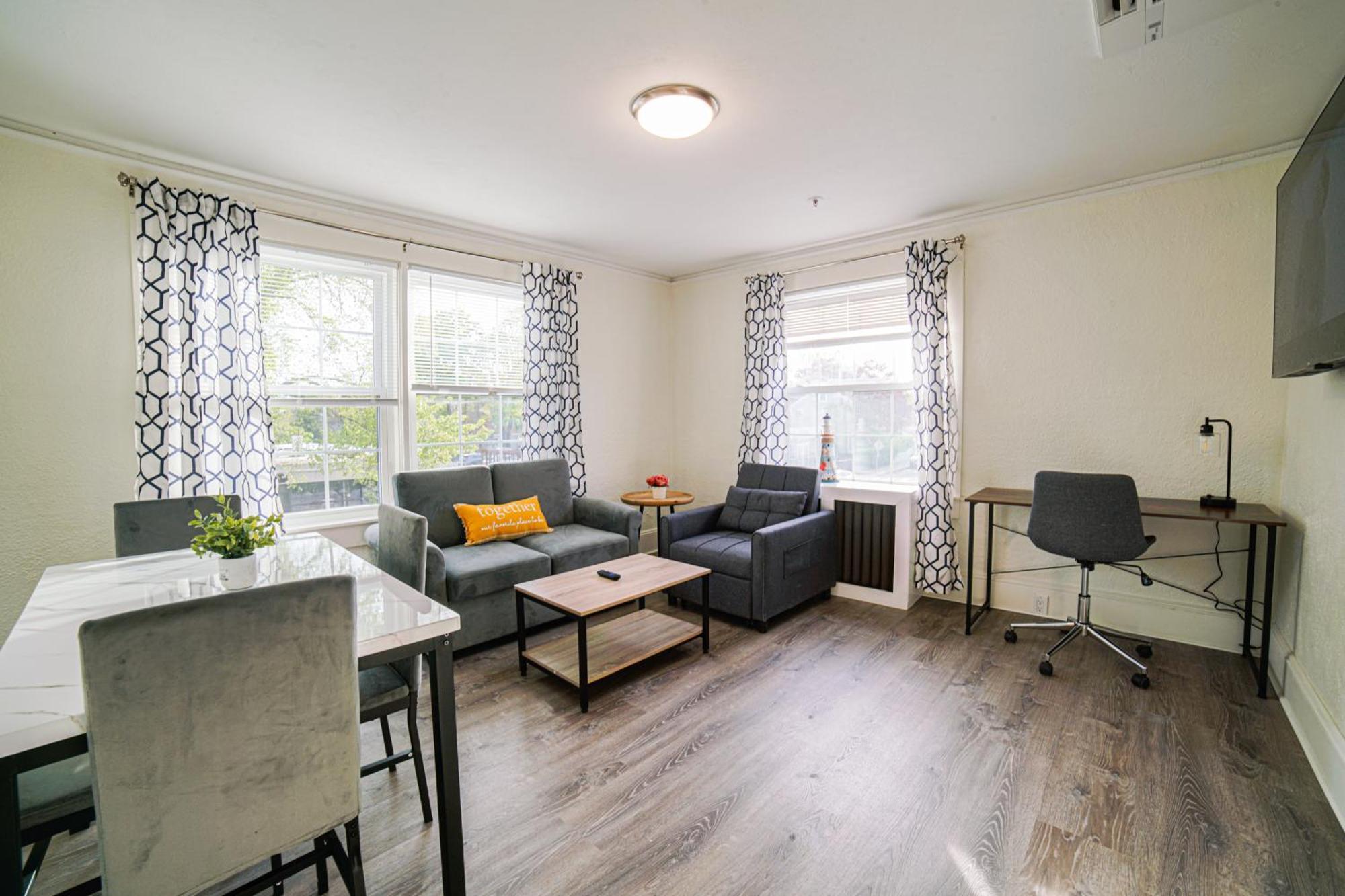 Apartment 150 Main Street *