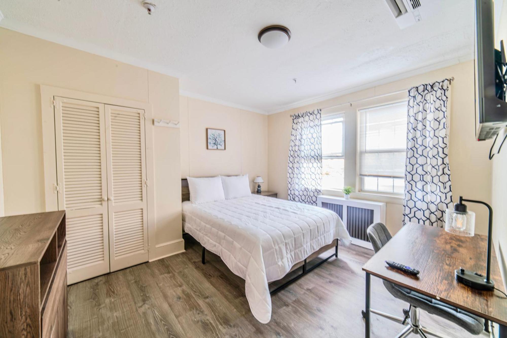 Apartment 150 Main Street