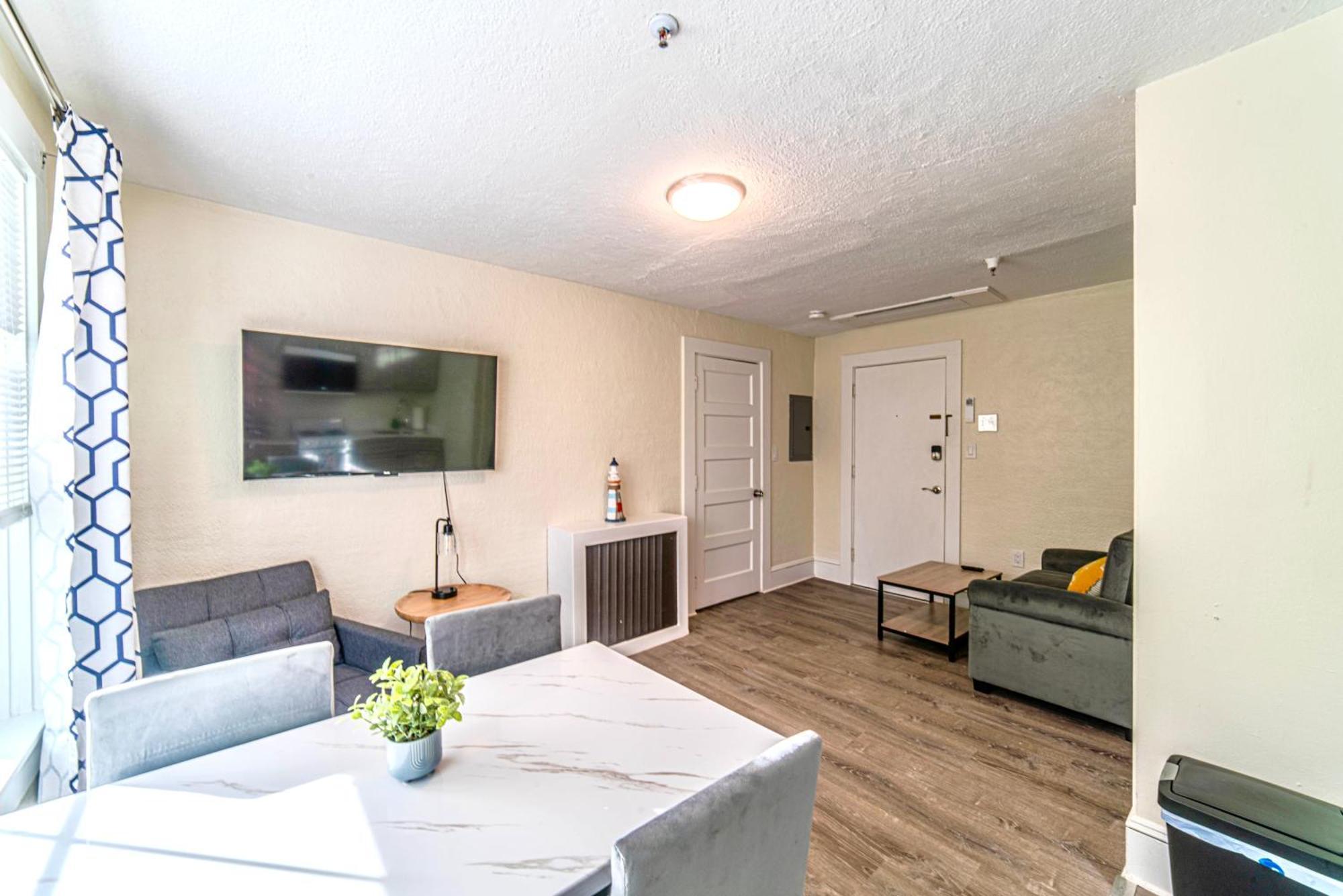 150 Main Street Apartment