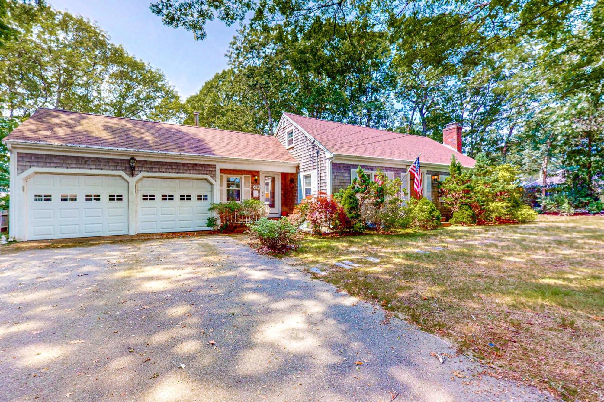Beachtown Getaway Holiday home