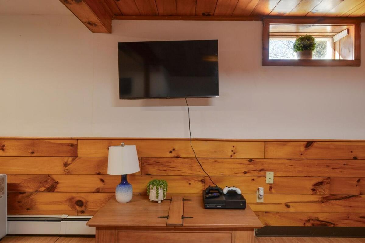 Pet Friendly Cape Cod Near Beaches & Golf!