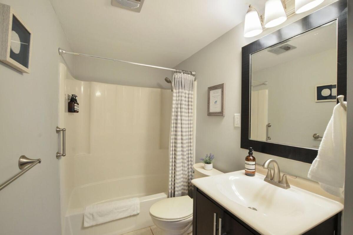 Pet Friendly Cape Cod Near Beaches & Golf! *