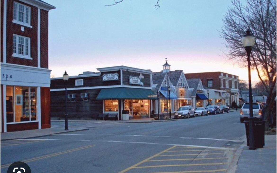 Pet Friendly Cape Cod Near Beaches & Golf! *