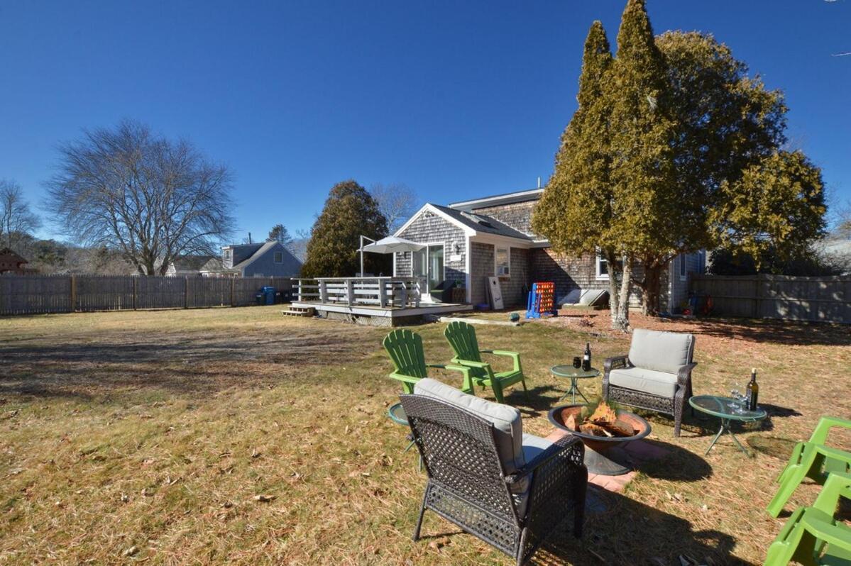 Pet Friendly Cape Cod Near Beaches & Golf! Holiday home