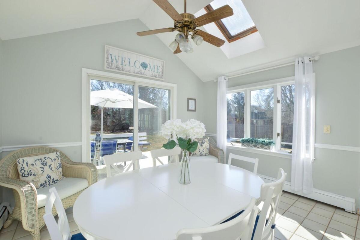 Holiday home Pet Friendly Cape Cod Near Beaches & Golf!