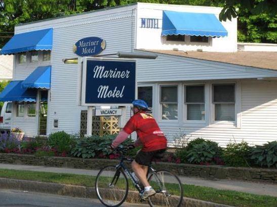 Motel Mariner