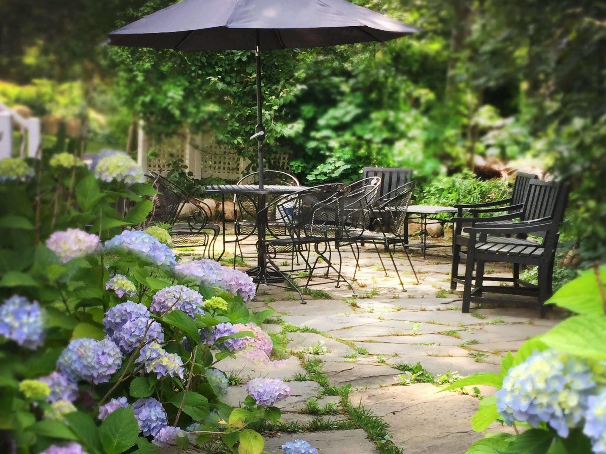Frederick William House Inn 4*