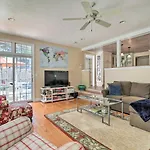 Cape Cod Cottage With Furnished Deck Walk To Beach!