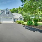 Stunning Falmouth Home With Deck Half Mi To Beach