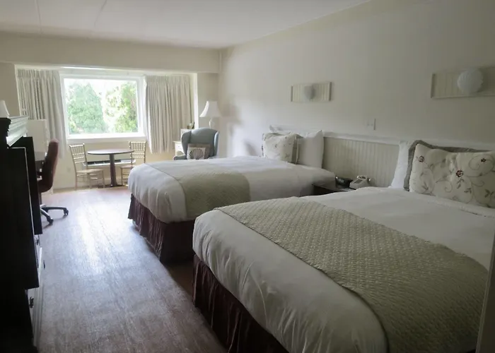 Shoreway Acres Inn