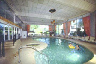 Shoreway Acres Hotel