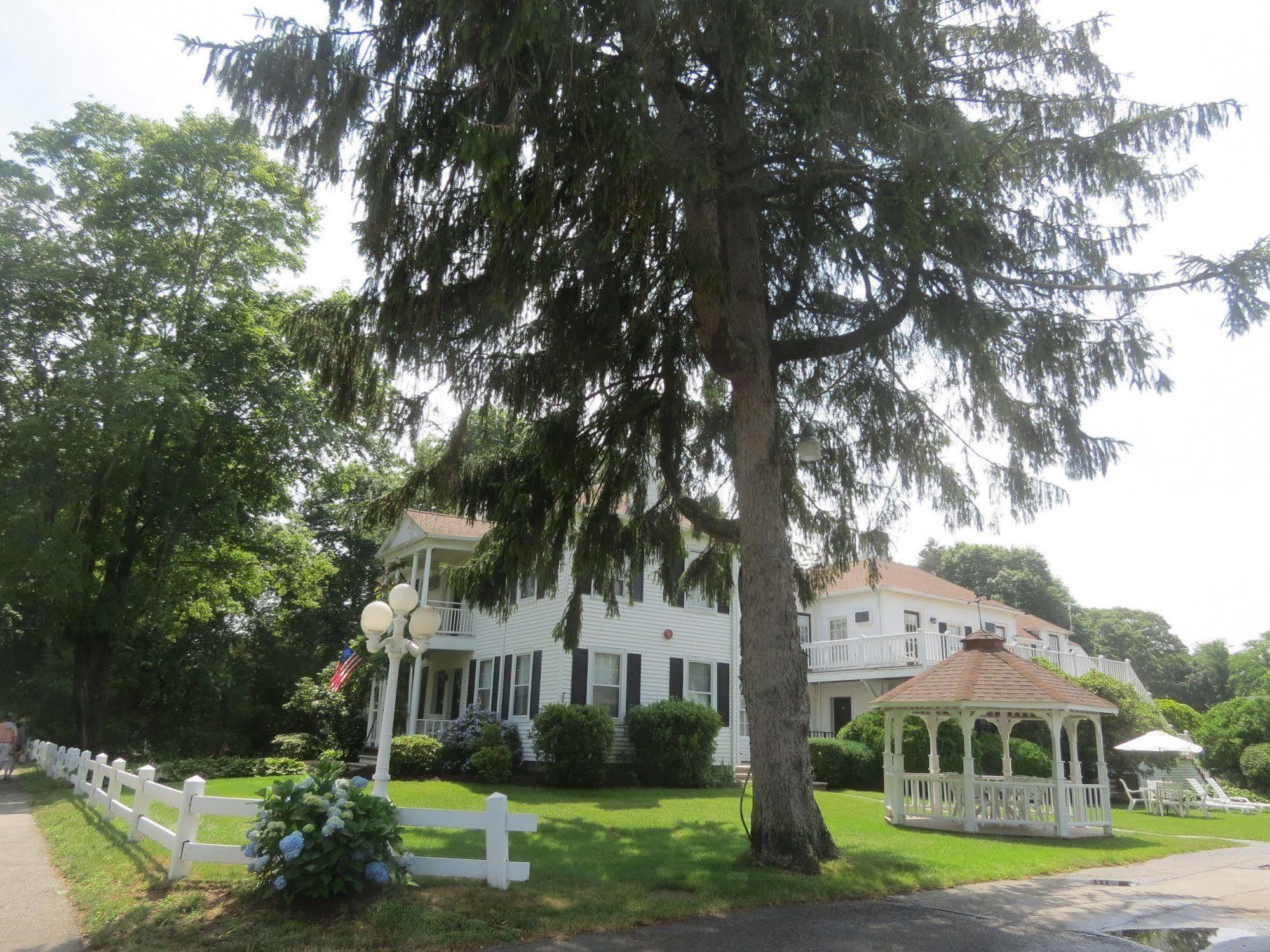 Shoreway Acres Hotel Falmouth