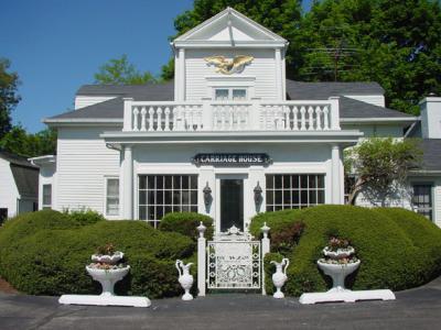 Shoreway Acres Hotel 2*